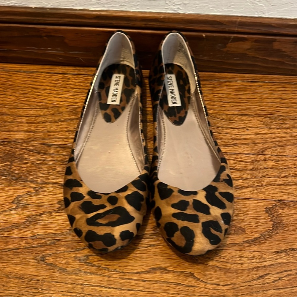 Steve Madden leopard flats